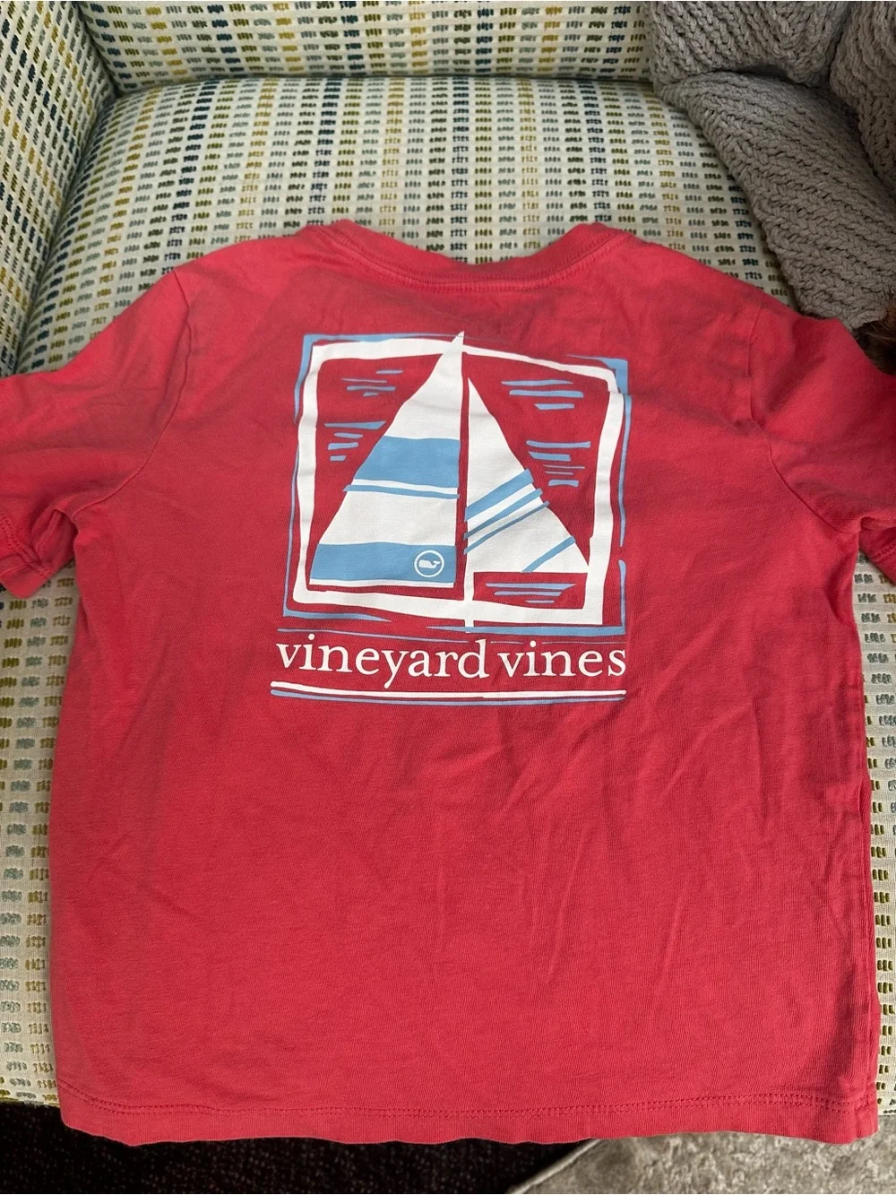Vineyard Vines Coral crewneck T-Shirt with Sailboat Logo